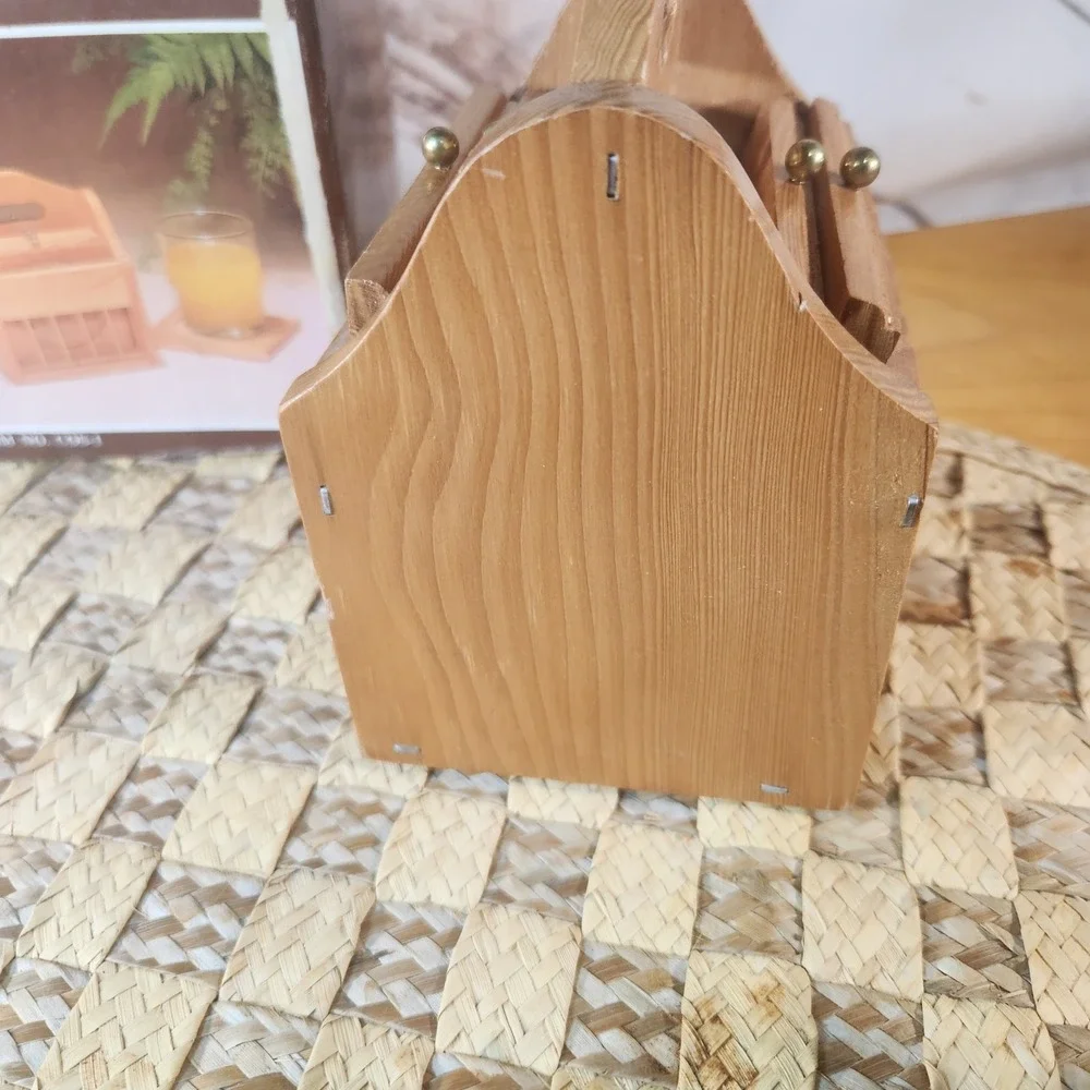 Vintage Traditional Coaster Set Wood and Cork 6 Piece with Caddy